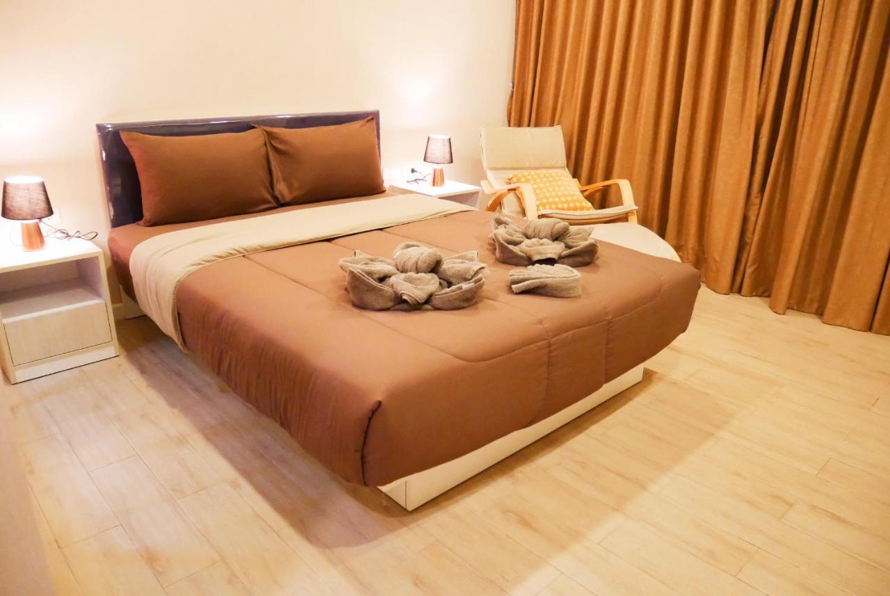 Seven Seas Resort Pattaya & Sofa Bed Csomtien-part Kültér fotó